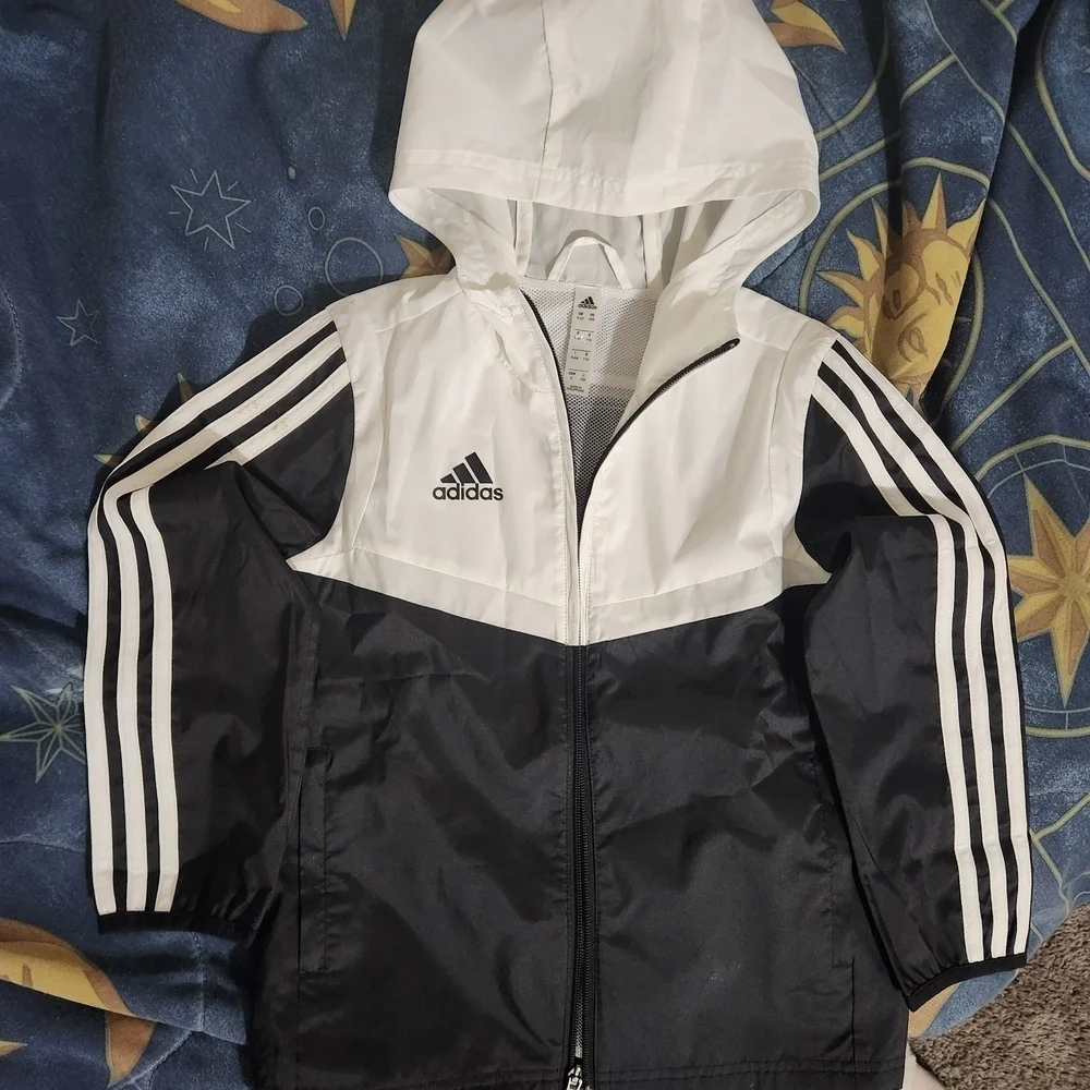 NWOT Adidas Boys' Original Tiro Hooded Windbreaker Jacket Black White 2XS